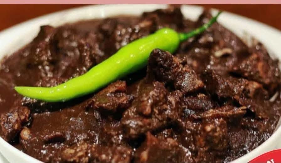 Dinuguan with green chili